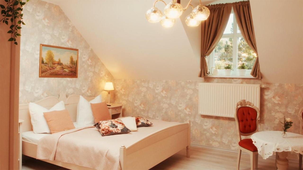 Anker Hotel Arneburg Bagian luar foto
