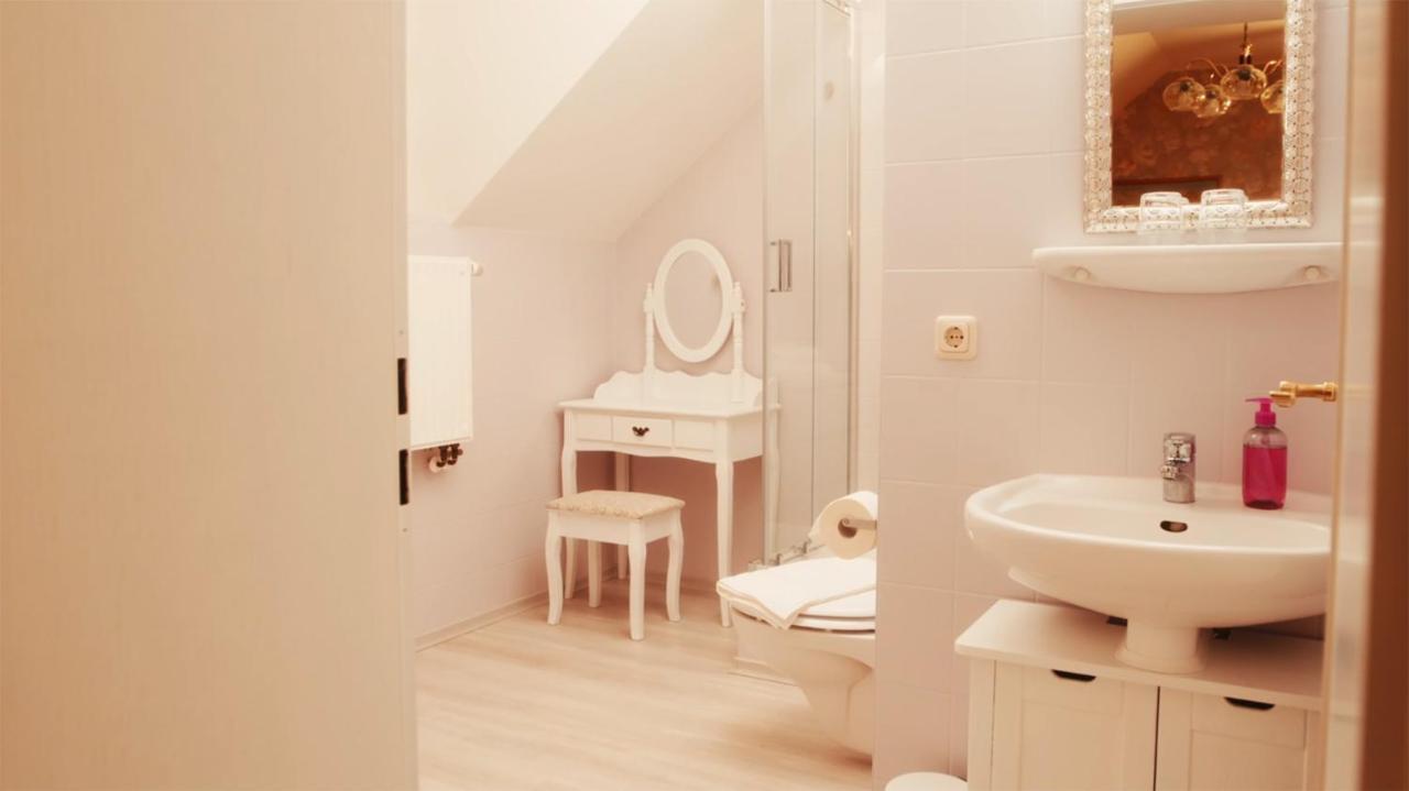 Anker Hotel Arneburg Bagian luar foto