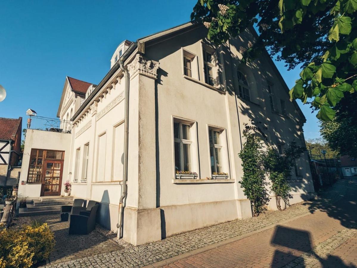 Anker Hotel Arneburg Bagian luar foto